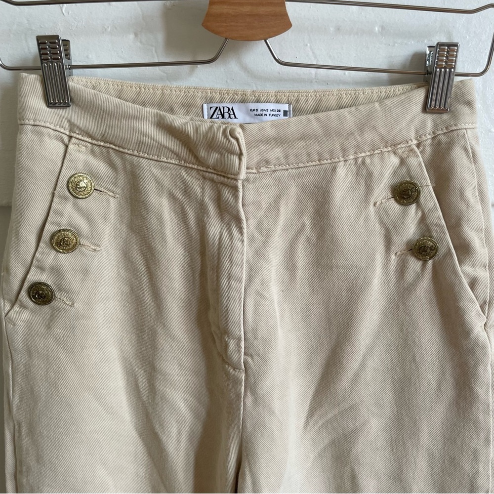 ZARA Gold Buttoned Straight Leg Jeans - Picture 4 of 6